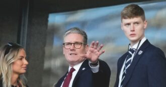 Copertina di Starmer, l’amichettismo  e tutti i  “regali” di famiglia