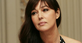 Copertina di “Non si può stare sempre in prima linea. È giusto, prima o poi, diventare spettatori e far volare le nuove generazioni”: Monica Bellucci compie 60 anni