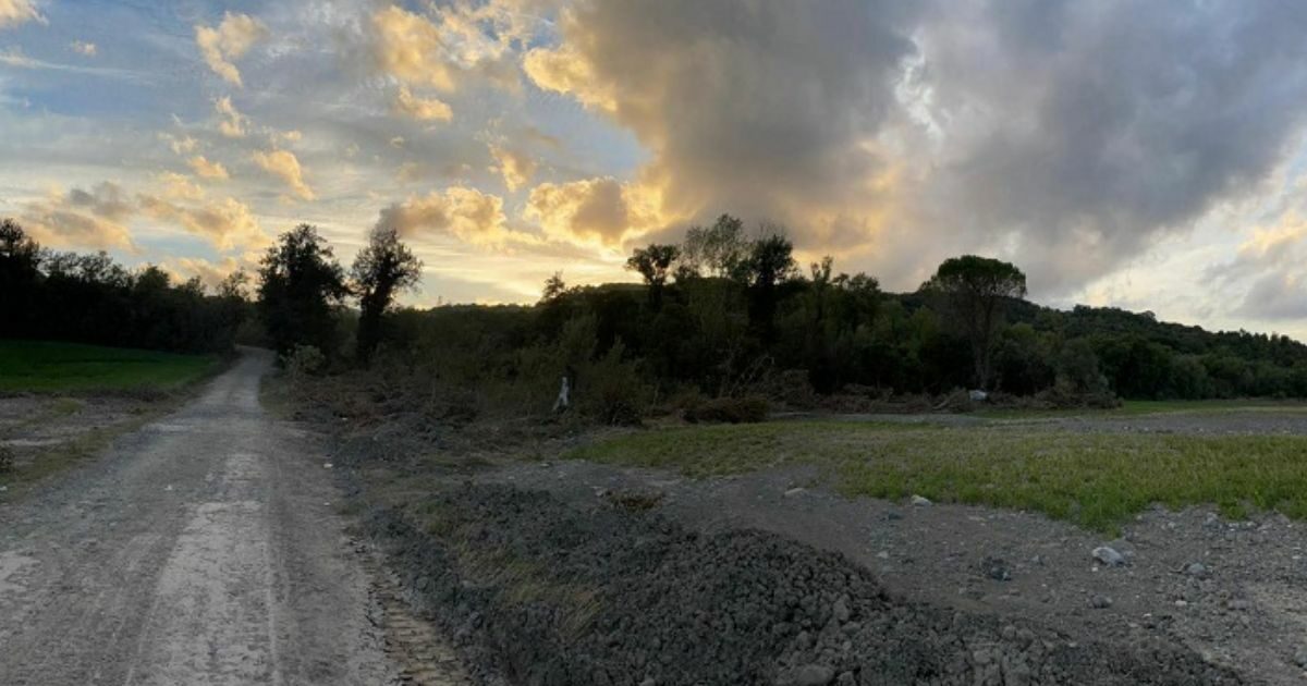 Pisa, ritrovato il corpo della donna dispersa insieme al nipote dopo la piena del torrente Sterza