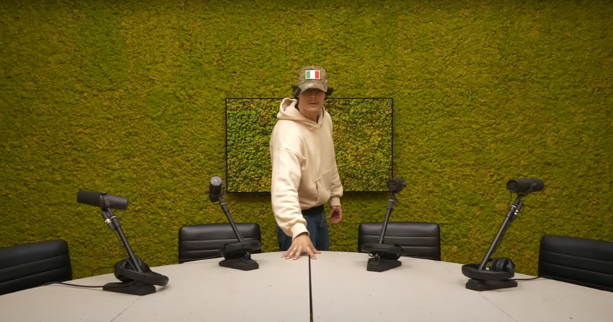 luis sal ha venduto il 50 della società muschio selvaggio il podcast è fermo da dicembre e spunta il nome del rapper naska rivale di fedez da Ilfattoquotidiano.it luis sal ha venduto il 50 della società muschio selvaggio il podcast è fermo da dicembre e spunta il nome del rapper naska rivale di fedez