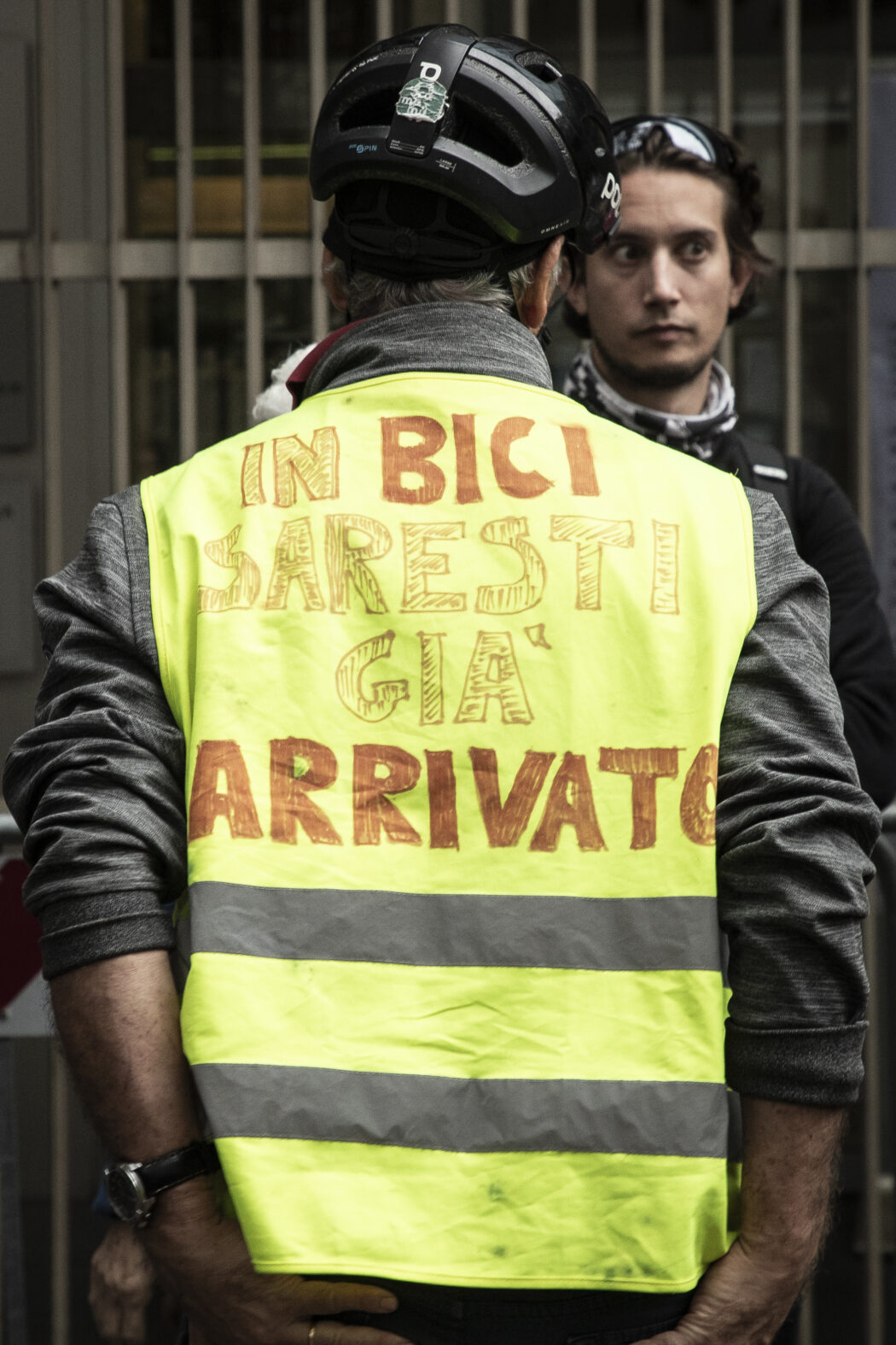 Presidio ciclisti per dimissione del consigliere Feltri da Regione Lombardia
Milano – Italia – Cronaca
Martedì, 1 Ottobre, 2024 (Foto di Marco Ottico/Lapresse)

Cyclists’ picket for resignation of Councilor Feltri from Lombardy Regionmanagement of water in Lombardy
Milan, Italy – News
Tuesday, 01 October, 2024 (Photo by Marco Ottico/Lapresse)