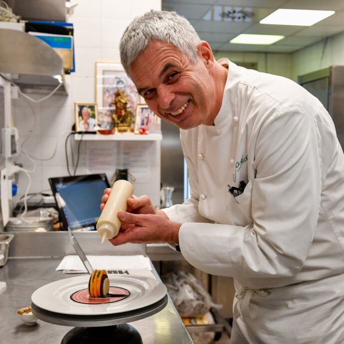 “Yoga, sport, passeggiate per non mangiare carne di nuovo. Hamburger vegetali e vegani? Meglio di no”: la ricetta vegetariana dello chef Pietro Leemann