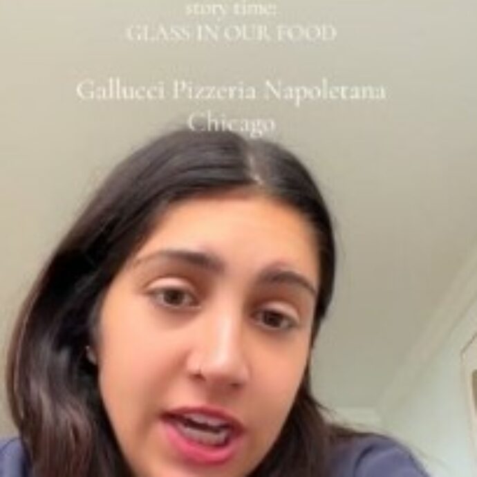 Trova un pezzo di vetro nel piatto di pasta e scrive una recensione negativa. Ma il proprietario del ristorante s’infuria: “Mi dispiace ma dalle telecamere si vede che mentite”