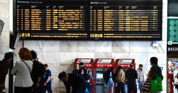 Roma, oltre 100 treni cancellati e ritardi di ore: circolazione ferroviaria in tilt. Ecco le tratte coinvolte