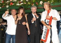 Copertina di È morto Gherardo Guidi. Era lo storico patron de La Capannina di Forte dei Marmi, dove si esibirono le star della musica da Mina a Patty Pravo