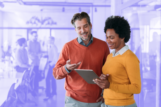 In che modo la tecnologia dell’approvvigionamento può coinvolgere i dipendenti di tutti i settori