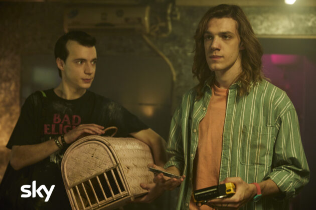 Hanno ucciso l’Uomo Ragno – La leggendaria storia degli 883