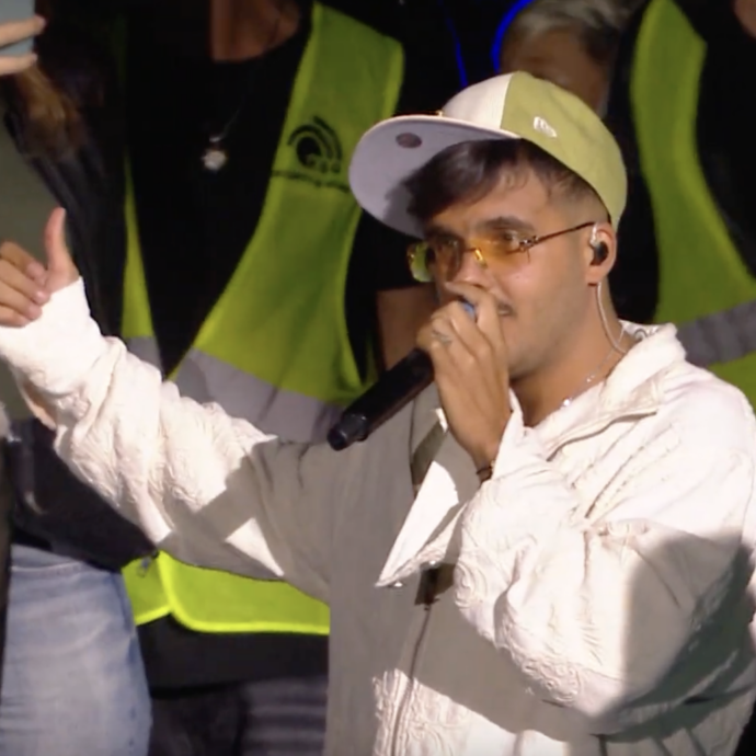 Geolier e il monologo al Red Bull 64 Bars Live: “Gli amici rapper volevano venire per farsi la foto iconica a Scampia. Nessuno di noi può sfruttarne l’immagine”