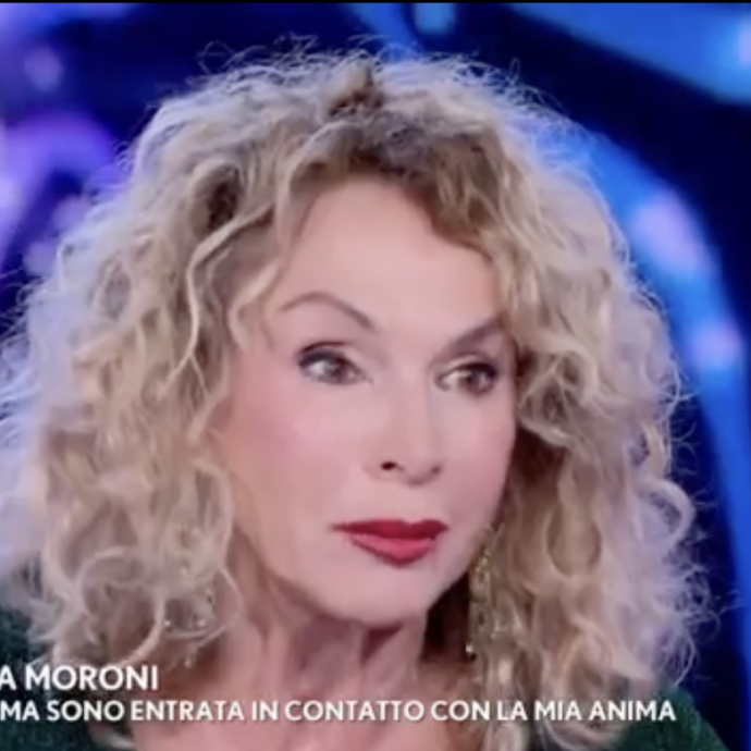 “Sono stata in coma quasi due mesi, vedevo questa luce bianca e non volevo andarmene. La voce di mia madre mi ha fatta tornare”: Dora Moroni a Verissimo