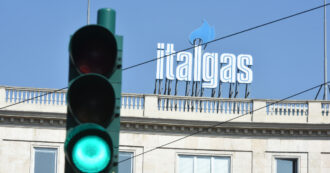 Copertina di Italgas compra la concorrente 2i rete gas per 5 miliardi e diventa primo distributore europeo