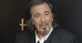 Copertina di “Mi si è fermato il cuore, sono letteralmente morto. Però non ho visto la luce bianca. Non c’era nulla dall’altra parte”: il racconto di Al Pacino