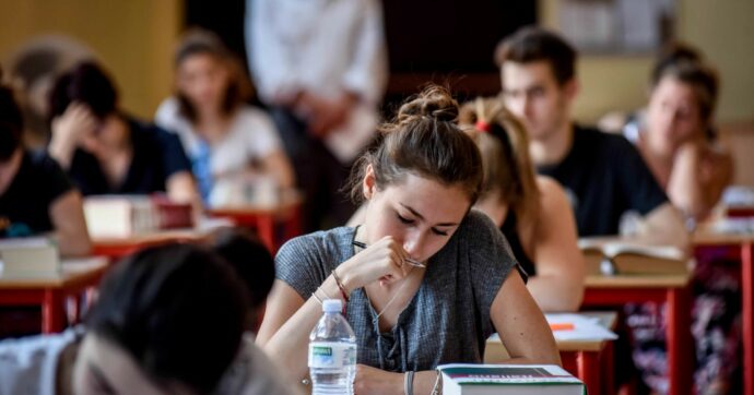 Copertina di La bella lettera di un prof. precario: “Caro ministro, il merito a scuola non è il risultato. È il tentativo”