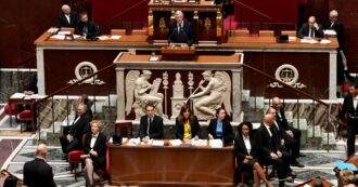 Copertina di Francia, da Le Pen “appoggio esterno” al governo macronista: sfiducia bocciata