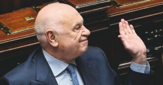 Copertina di Il Senato taglia le intercettazioni. E Renzi vota ancora con la destra