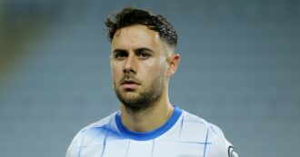 Copertina di Morto George Baldock: il 31enne difensore del Panathinaikos trovato nella piscina della sua casa ad Atene