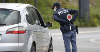 Copertina di Brescia, da 30 anni al volante senza la patente. Multa salata, ma si vanta con la pattuglia: “Guido molto bene, non solo l’auto”