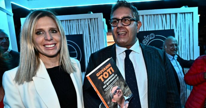 Comizio in Liguria, Giorgia è in crisi: “Nascondere Toti”