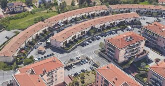 Copertina di Case agli agenti: tutti sfrattati. Ma il fratello del vicecapo si salva