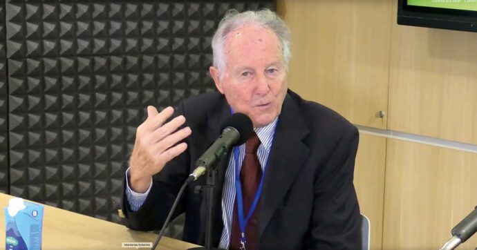 Libano, l’ex ambasciatore Giuseppe Cassini: “Hezbollah non ha mai toccato i Caschi blu, Israele sì: l’Onu agisca”