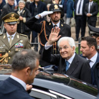 Deposizione di corone al Monumento ai piccoli martiri di Gorla in vista dell’ottantesimo anniversario del bombardamento che uccise 184 bambini con presidente della Repubblica Sergio Mattarella – Milano,  Lunedì 14 Ottobre 2024 
(Foto Claudio Furlan/Lapresse)