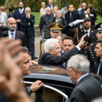 Deposizione di corone al Monumento ai piccoli martiri di Gorla in vista dell’ottantesimo anniversario del bombardamento che uccise 184 bambini con presidente della Repubblica Sergio Mattarella – Milano,  Lunedì 14 Ottobre 2024 
(Foto Claudio Furlan/Lapresse)