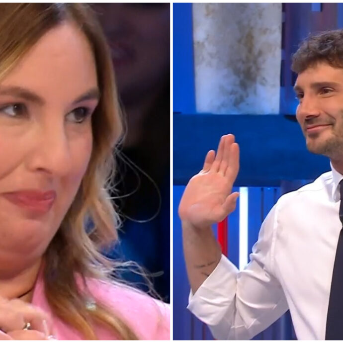 “Sei senza pudore”: Stefano De Martino alla concorrente Fabiana che commenta il suo fondoschiena ad “Affari Tuoi”