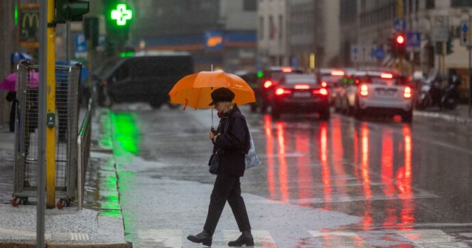 In arrivo il ciclone nordatlantico, calano le temperature in tutta Italia. Valutata allerta arancione in Liguria ed Emilia Romagna