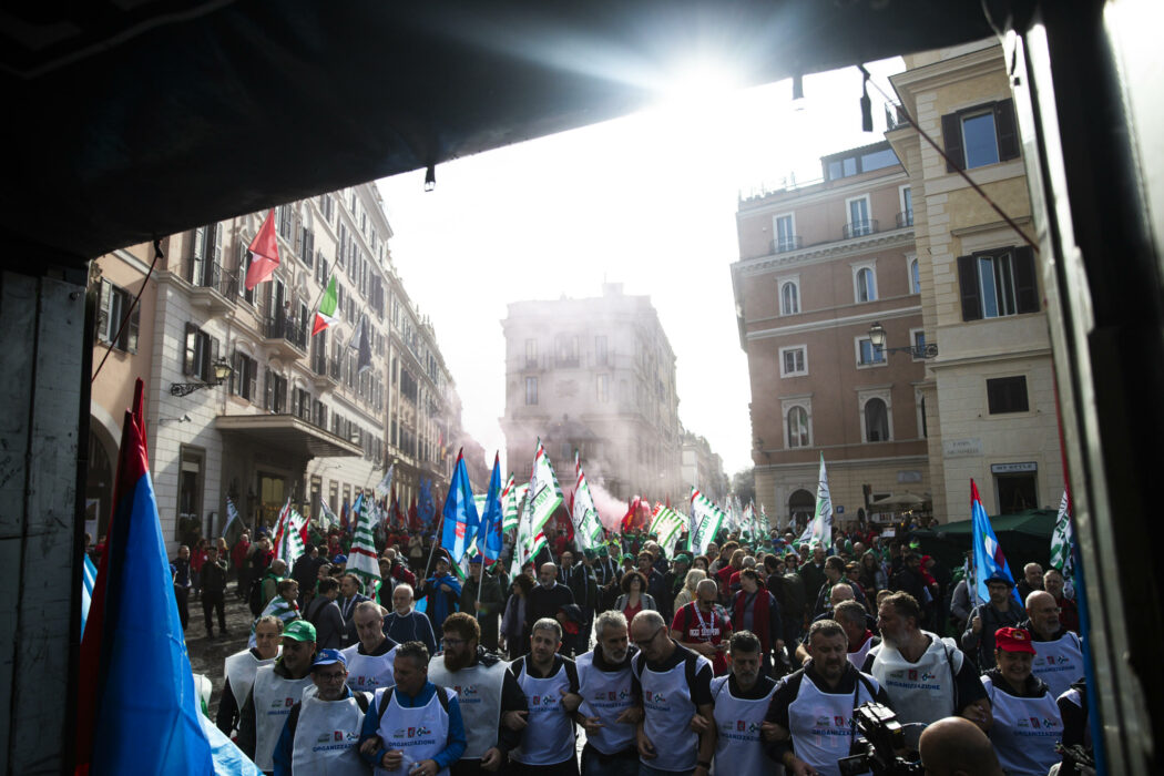 Auto workers protest during the national automotive demonstration in Rome, Italy, 18 October 2024. The Fim-Cisl, Fiom-Cgil, and Uilm-Uil trade unions organized the industrial action to protest against layoffs and call for the revival of the car sector.
ANSA/ANGELO CARCONI