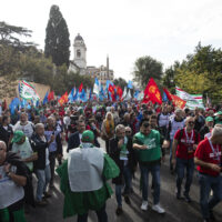 Auto workers protest during the national automotive demonstration in Rome, Italy, 18 October 2024. The Fim-Cisl, Fiom-Cgil, and Uilm-Uil trade unions organized the industrial action to protest against layoffs and call for the revival of the car sector.
ANSA/ANGELO CARCONI