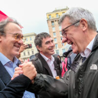 Angelo Bonelli, Nicola Fratoianni AVS, Il segretario CGIL Maurizio Landini durante la manifestazione organizzata da Fim, Fiom, Uilm in occasione dello sciopero nazionale dei metalmeccanici del settore automotive, Roma, Venerdì, 18 Ottobre 2024 (foto Mauro Scrobogna / LaPresse) 

Angelo Bonelli, Nicola Fratoianni, the CGIL secretary Maurizio Landini during the demonstration organized by Fim, Fiom, Uilm unions on the occasion of the national strike of metalworkers of the automotive sector, Rome, Friday, October 18 2024 (photo Mauro Scrobogna / LaPresse)