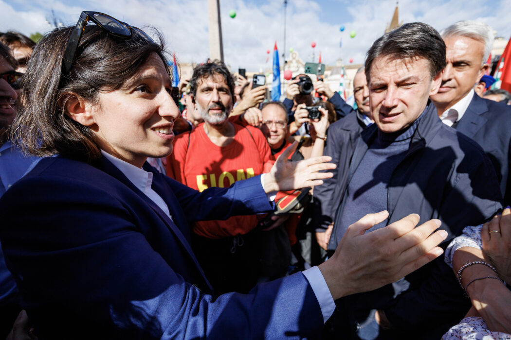 Elly Schlein e Giuseppe Conte durante la manifestazione organizzata da Fim, Fiom e Uilm in occasione dello sciopero nazionale dei metalmeccanici del settore automotive, Roma, Venerdì, 18 Ottobre 2024 (Foto Roberto Monaldo / LaPresse)

Elly Schlein e Giuseppe Conte during the demonstration organized by Fim, Fiom and Uilm unions on the occasion of the national strike of automotive sector metalworkers, Rome, Friday, October 18, 2024 (Photo by Roberto Monaldo / LaPresse)