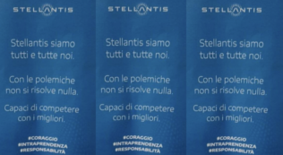 Copertina di Stellantis invia volantini nelle fabbriche prima dello sciopero: “Con le polemiche non si risolve nulla”. Fiom: “Un’intimidazione”