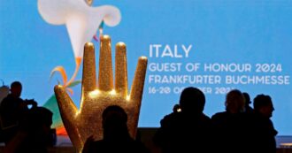 Copertina di Censura e manganelli alla Buchmesse di Francoforte: l’Italia di Saviano&C. è una dittatura