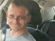 Copertina di Donatore di organi dichiarato morto si risveglia mentre stanno per rimuovergli il cuore: “Si muoveva, si dimenava. Aveva le lacrime agli occhi e piangeva”