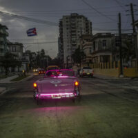 A classic American car with a Cuban flag drives down a street in Havana, Monday, Oct. 21, 2024. (AP Photo/Ramon Espinosa) 


Associated Press / LaPresse
Only italy and spain