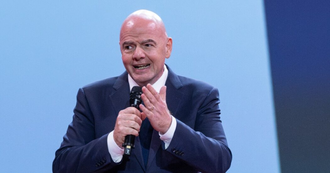 https://st.ilfattoquotidiano.it/wp-content/uploads/2024/10/24/gianni-infantino-1-1050x551.jpg