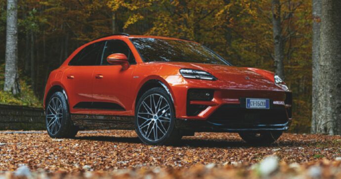 Copertina di Macan, lo “small” suv si elettrizza ma regala emozioni (molto) forti