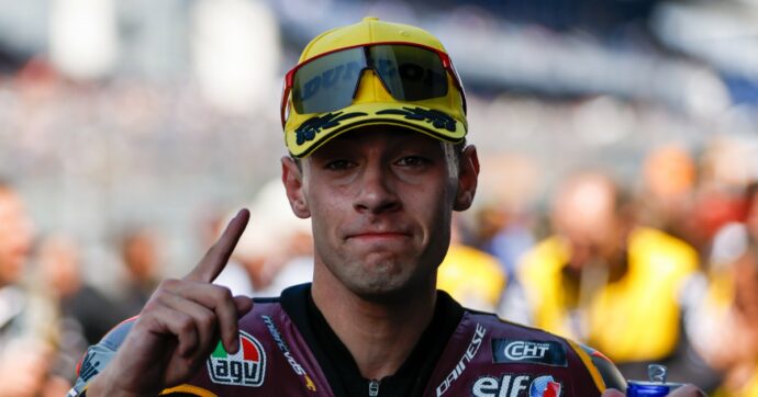 Moto2 Thailandia, follia di Van de Goorbergh: investe Arbolino fermo in pit-lane, ma vengono penalizzati entrambi i piloti