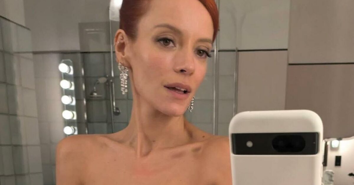 “Guadagno più con le foto dei miei piedi su OnlyFans che con la mia musica su Spotify”: la confessione di Lily Allen