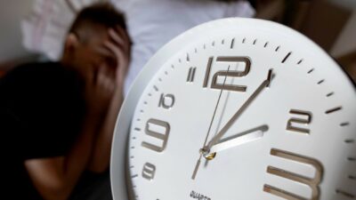 Copertina di Ora legale, l’immunologo: “Il cambio è un fenomeno assimilabile a un mini jet lag”