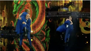 Copertina di Ballando con le Stelle, Friedman fa cadere Giada Lini e scoppia il panico in pista. Carolyn Smith: “Gli insegnanti rischiano la vita” – VIDEO