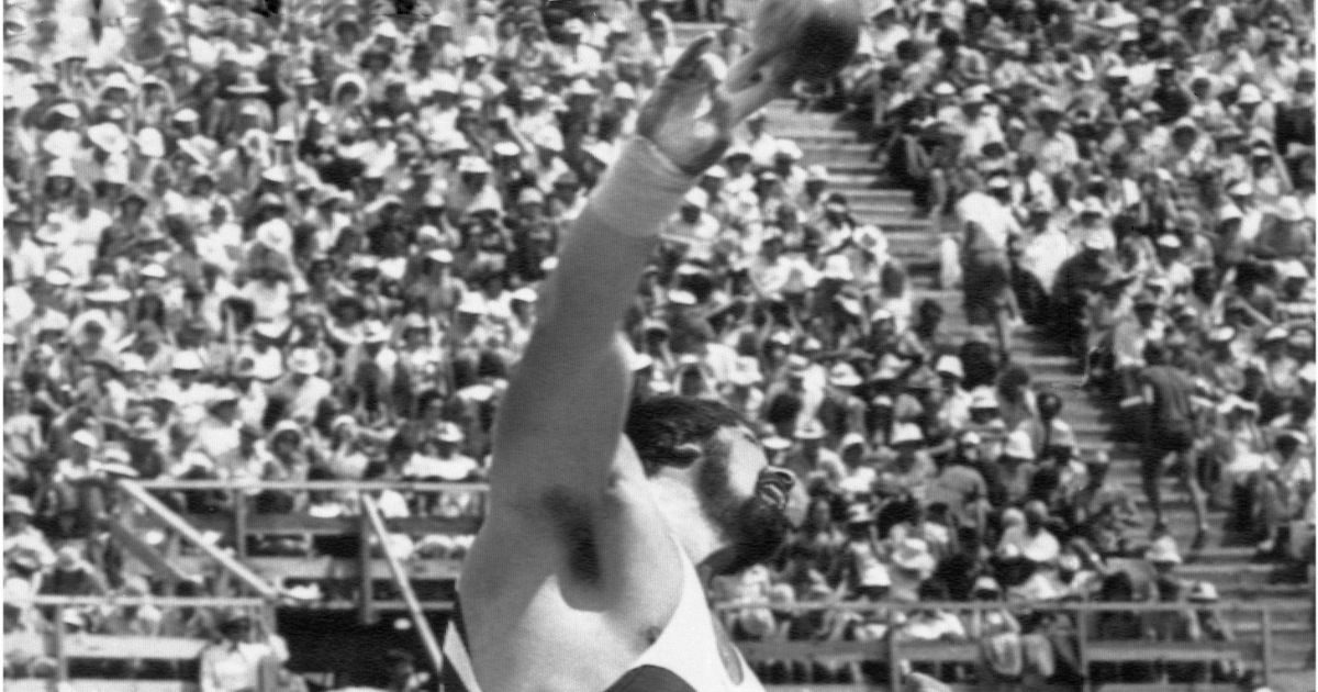 È morto Geoff Capes, l’uomo più forte al mondo aveva 75 anni: “La sua dieta da 13mila calorie al giorno potrebbe avergli accorciato la vita”