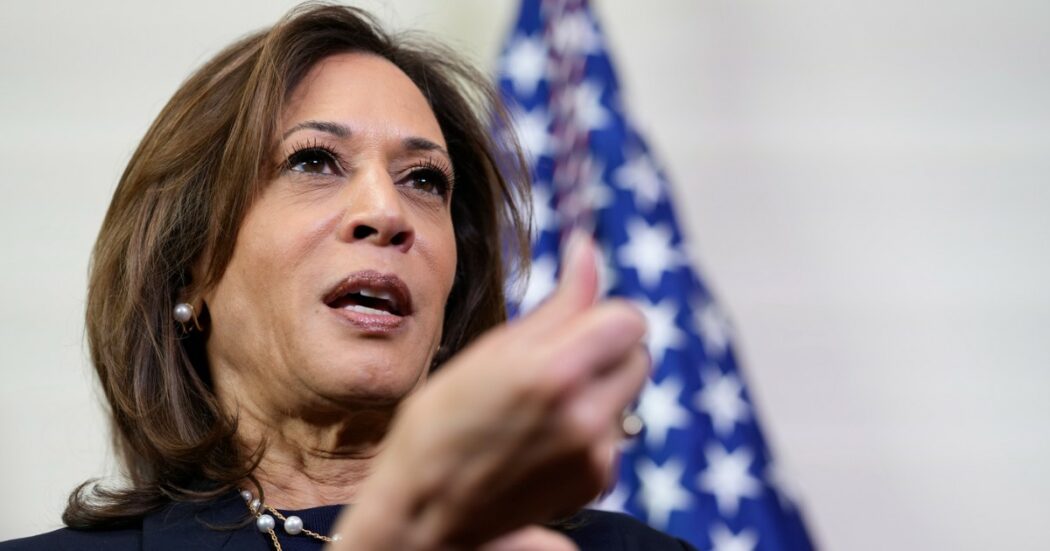 https://st.ilfattoquotidiano.it/wp-content/uploads/2024/10/28/kamala-harris-1200-1-1050x551.jpg