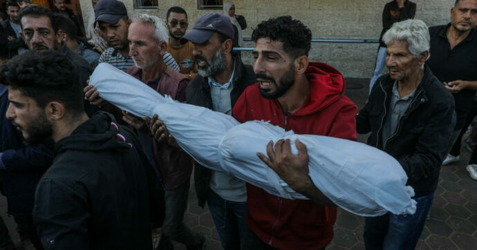 Gaza, “93 morti tra gli sfollati a Beit Lahia”. Usa: “Attacco orribile”. Beirut: “Almeno 10 vittime a Sarafand”