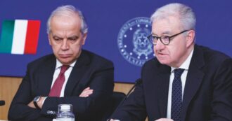 Copertina di Spioni, dossier e cybersecurity: Chigi vuole la Superprocura, ma Piantedosi dice no