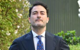 Copertina di La Rai chiude “L’Altra Italia”, il programma condotto da Antonino Monteleone: “Rifletteremo per realizzare a un nuovo format”