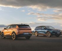 Copertina di Grandland, adesso Opel esibisce tutta  la sua anima “green”