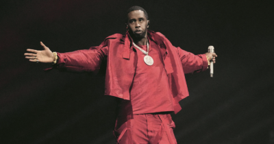 Copertina di “Puff Daddy con la bilancia pesava le ragazze all’ingresso, accesso con massimo 63kg. Niente ciccia, niente cellulite”: i requisiti per i party hot