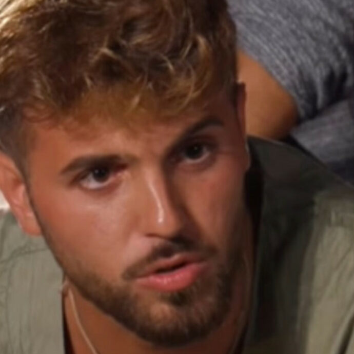 “Signorini gioca la carta Temptation Island, sono d’accordo da settimane”: dopo Federica Petagna al Grande Fratello anche l’ex fidanzato Alfonso D’Apice