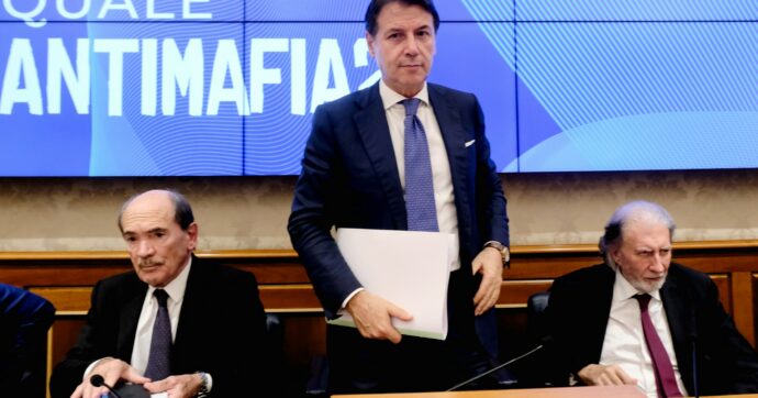 Copertina di Chi tocca la cyber muore:  lo stop a Conte nel 2020